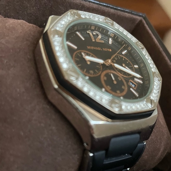Ladies Michael Kors Watch Black Crystals Bronze Copper Silver Authentic - Picture 4 of 7